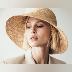 Janessa Leone Madeleine Straw Cloche Bucket Hat - M/L